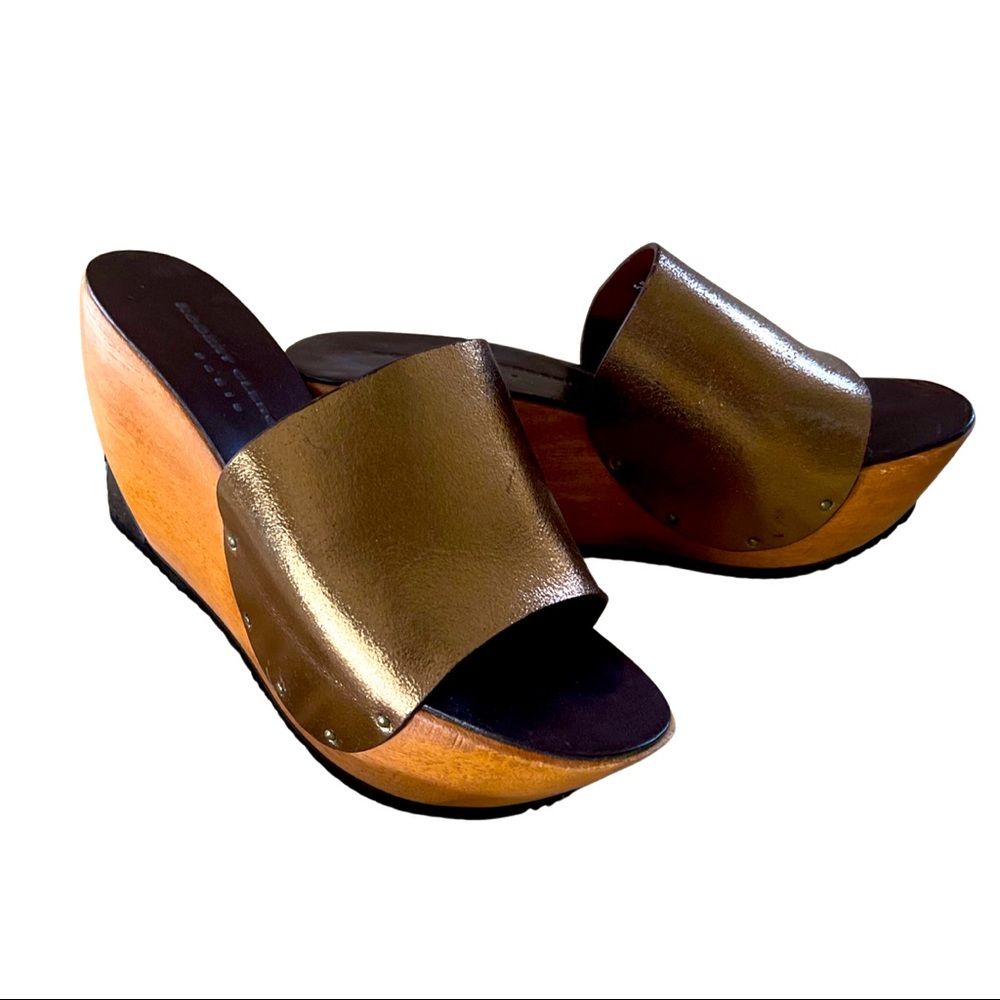 Robert Clergerie bronze clog sandals